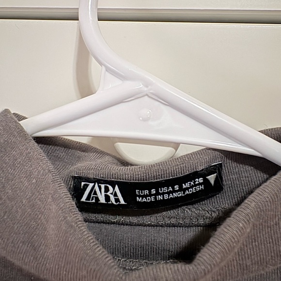 Zara Tank - Picture 2 of 4